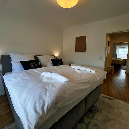 Nr 2 Modernes Apartment In Historischer Marktplatzlage 56 Qm # Cosiness Company 22 Schwerin  Esterno foto